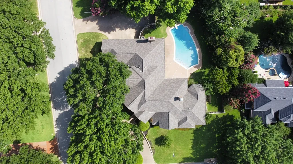 4313 Pembrooke Parkway N Colleyville TX 76034