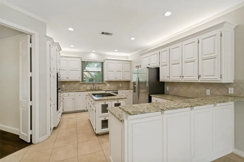 4313 Pembrooke Parkway N Colleyville TX 76034