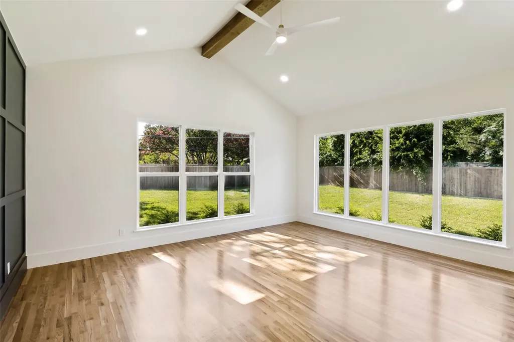 539 Classen Drive Dallas TX 75218