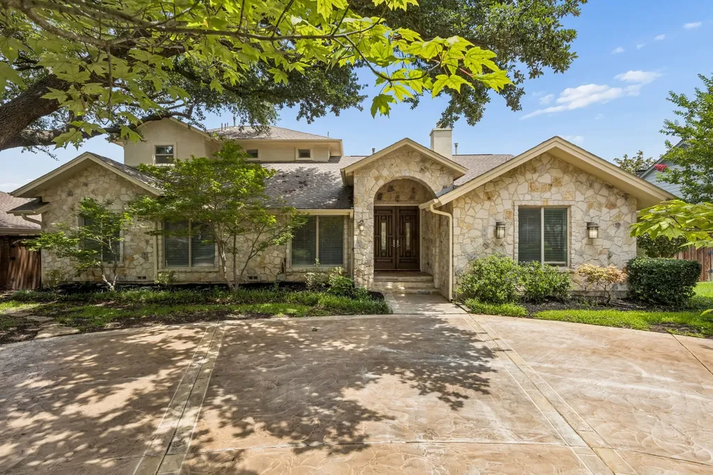 7635 Tanglecrest Drive Dallas TX 75254