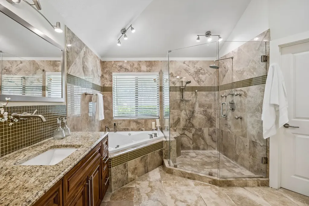 7635 Tanglecrest Drive Dallas TX 75254