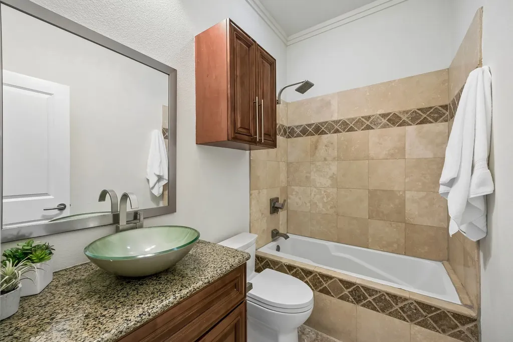 7635 Tanglecrest Drive Dallas TX 75254