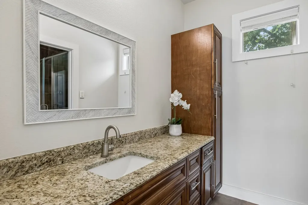 7635 Tanglecrest Drive Dallas TX 75254