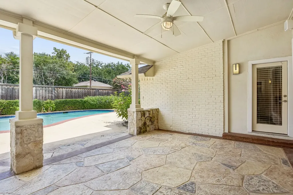 7635 Tanglecrest Drive Dallas TX 75254