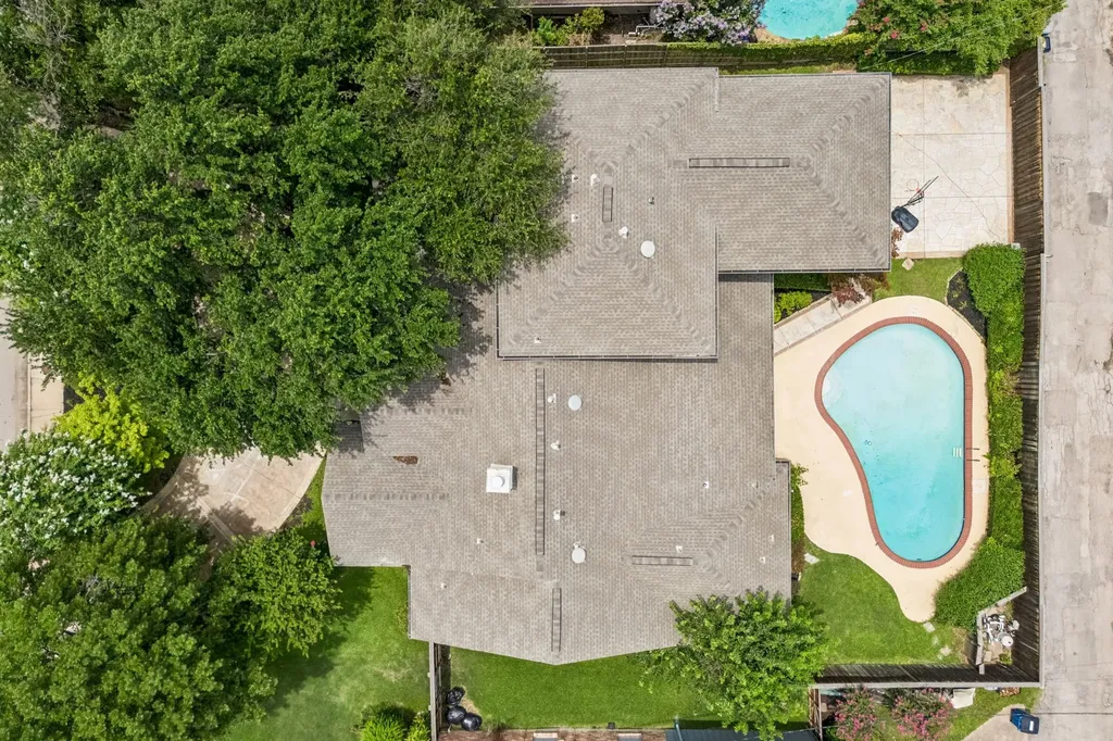 7635 Tanglecrest Drive Dallas TX 75254