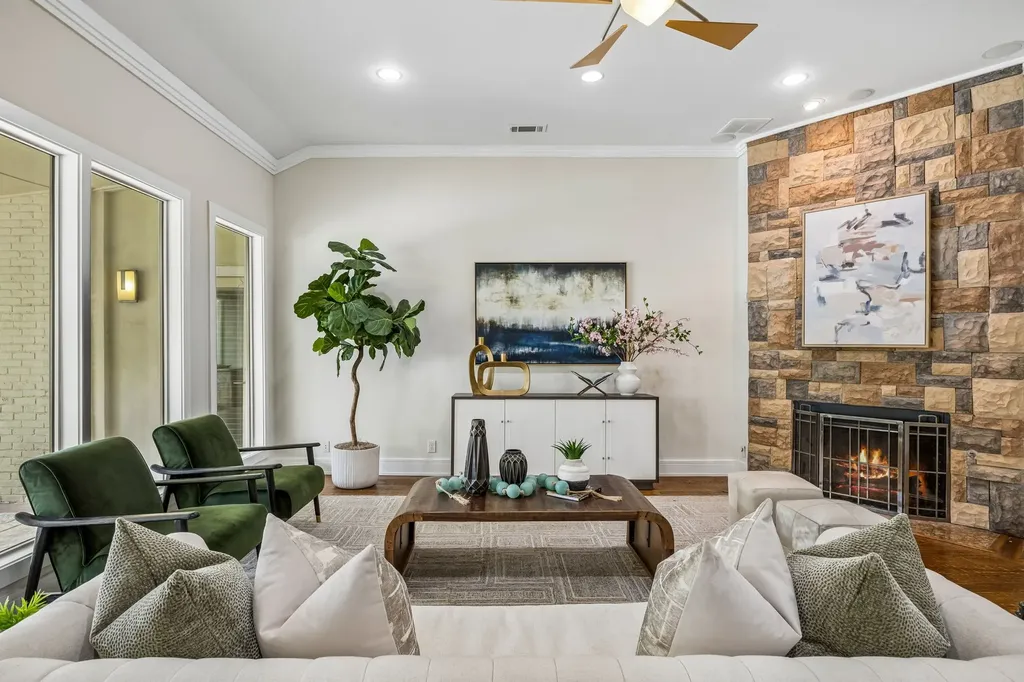 7635 Tanglecrest Drive Dallas TX 75254