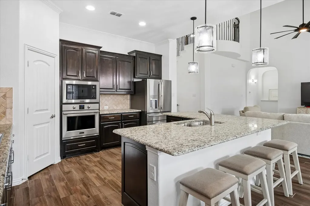 208 Equestrian Road Hickory Creek TX 75065
