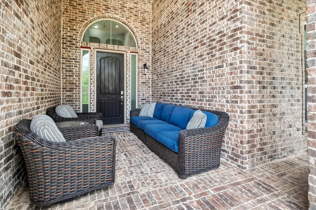 208 Equestrian Road Hickory Creek TX 75065
