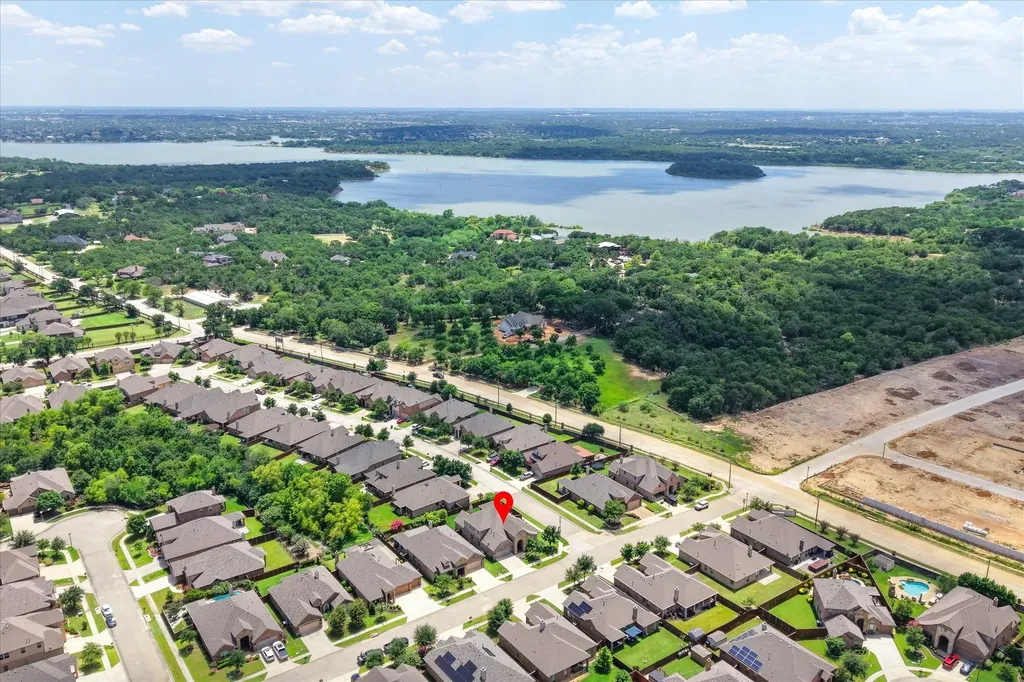 208 Equestrian Road Hickory Creek TX 75065