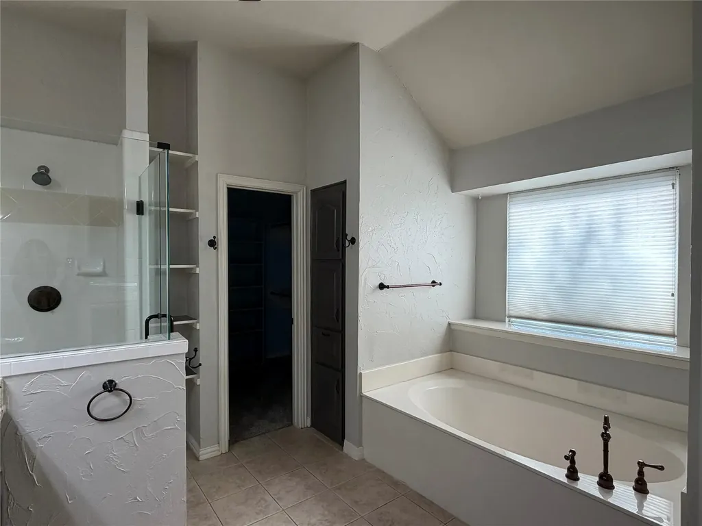 2 Mistywood Court Mansfield TX 76063