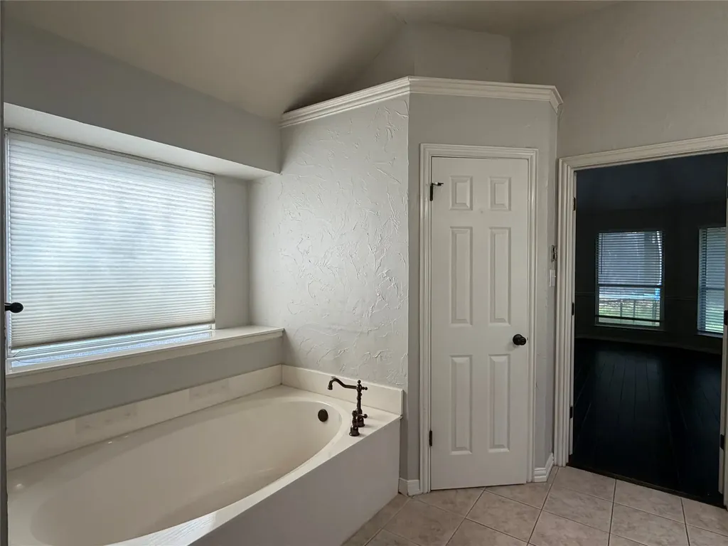 2 Mistywood Court Mansfield TX 76063