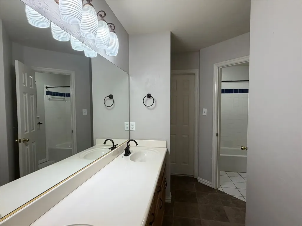 2 Mistywood Court Mansfield TX 76063
