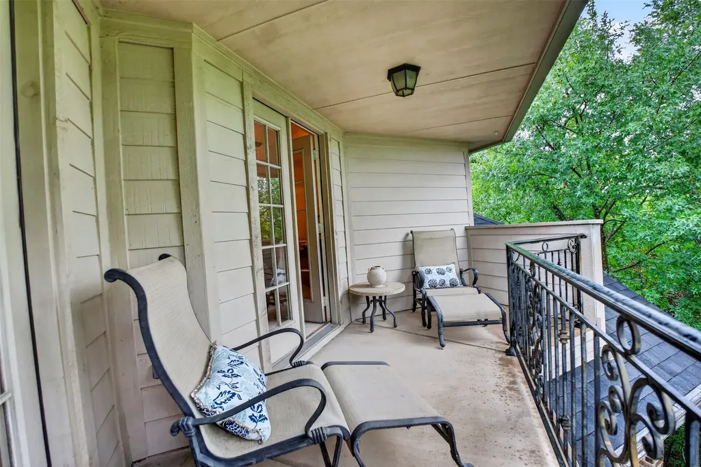 1012 Brae Court Fort Worth TX 76111