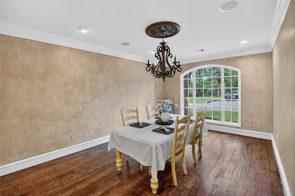 1012 Brae Court Fort Worth TX 76111