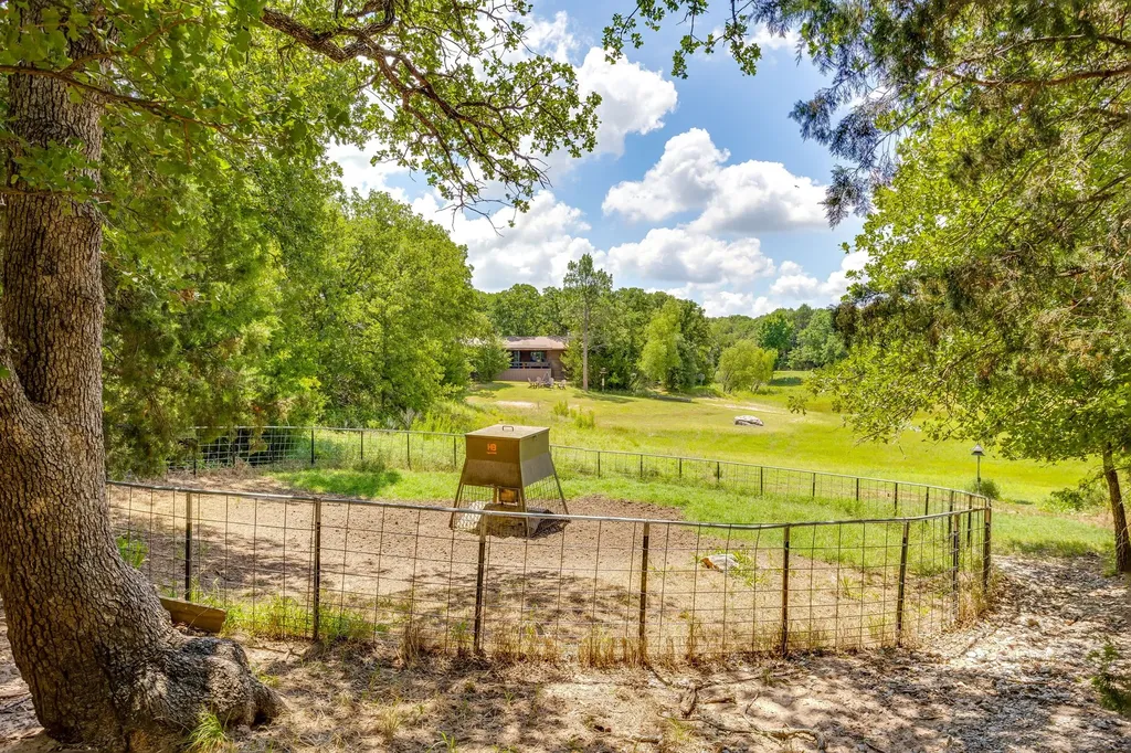 10287 Fm 1749 Sunset TX 76270