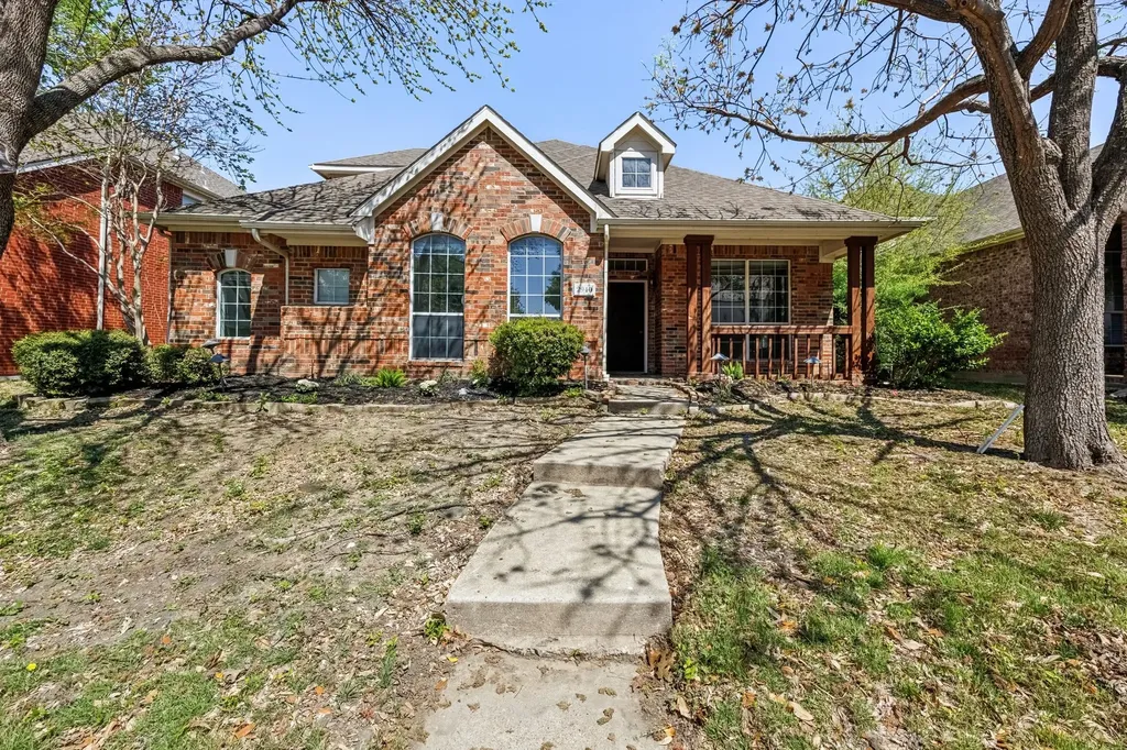 2940 La Vista Lane Frisco TX 75033