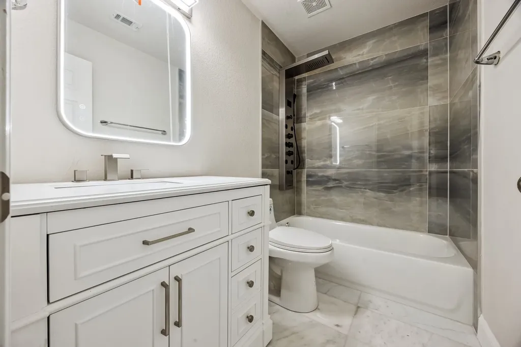2940 La Vista Lane Frisco TX 75033