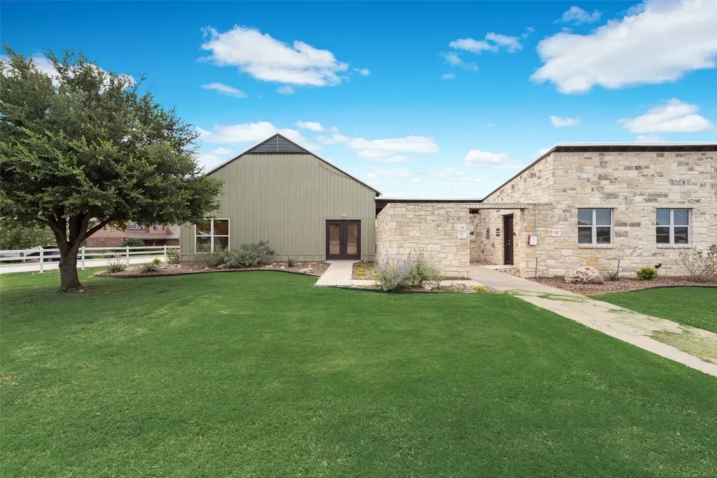 149 Cattlemans Creek Road Newark TX 76071