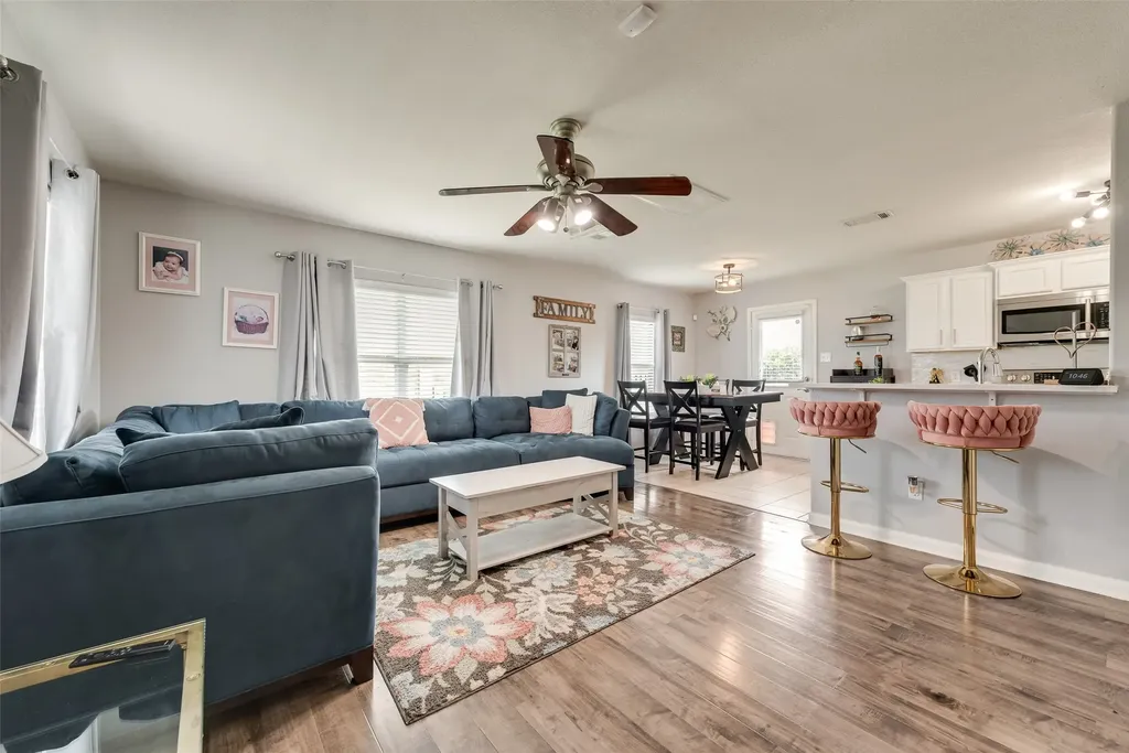 149 Cattlemans Creek Road Newark TX 76071