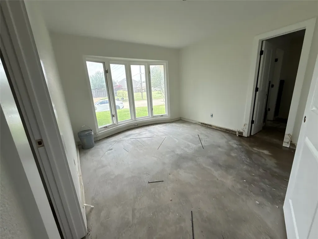 1013 Rockmoor Drive Edgecliff Village TX 76134