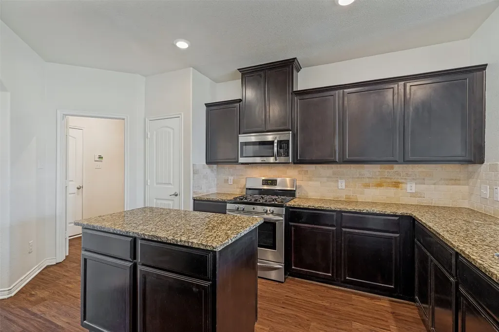 3305 Founders Melissa TX 75454