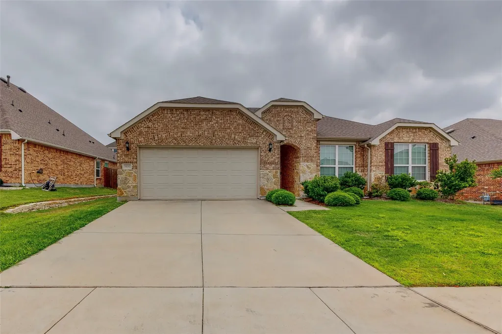 8100 Horseman Road Fort Worth TX 76131
