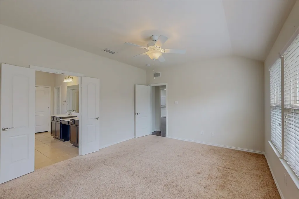 8100 Horseman Road Fort Worth TX 76131