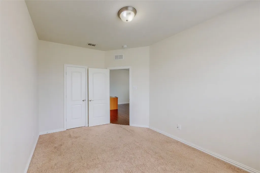 8100 Horseman Road Fort Worth TX 76131