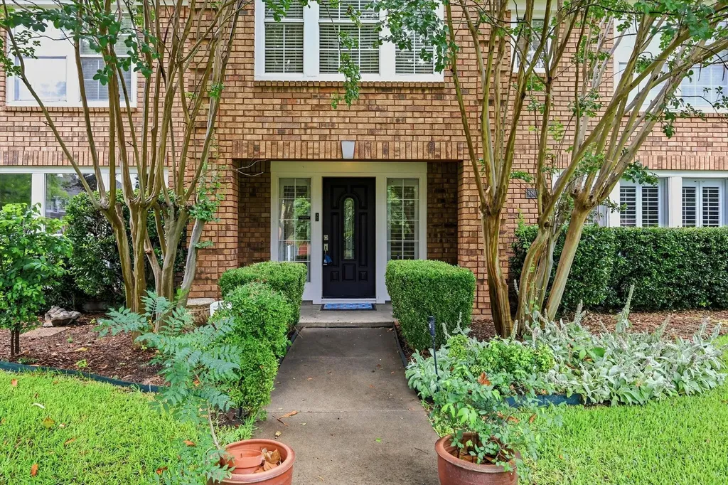 1813 Weanne Drive Richardson TX 75082