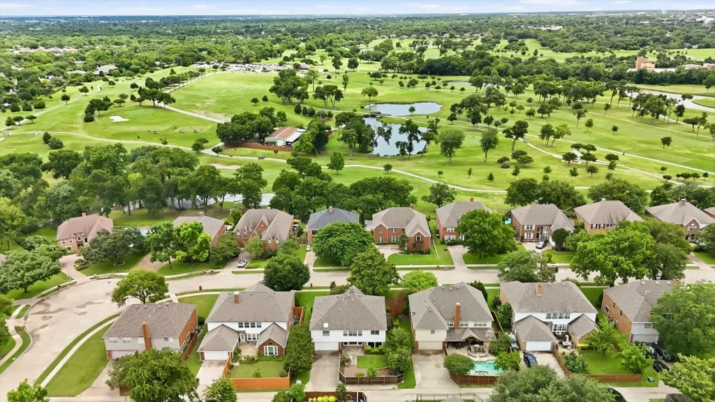 1813 Weanne Drive Richardson TX 75082