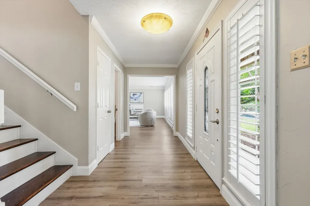 1813 Weanne Drive Richardson TX 75082