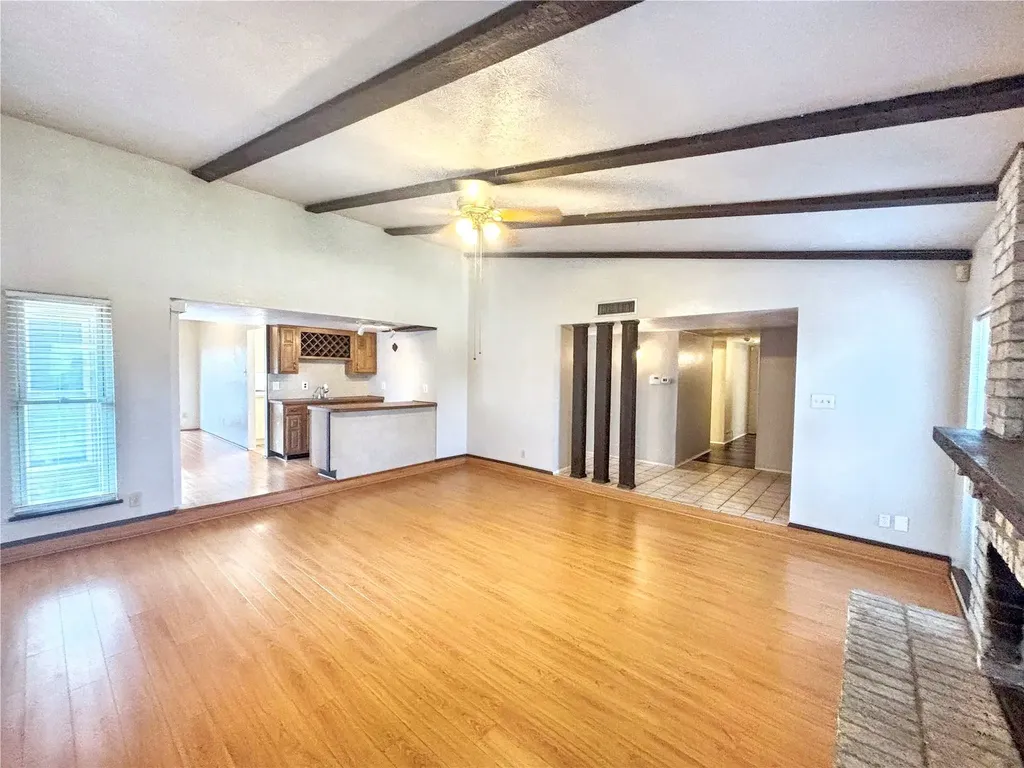 10238 White Elm Road Dallas TX 75243