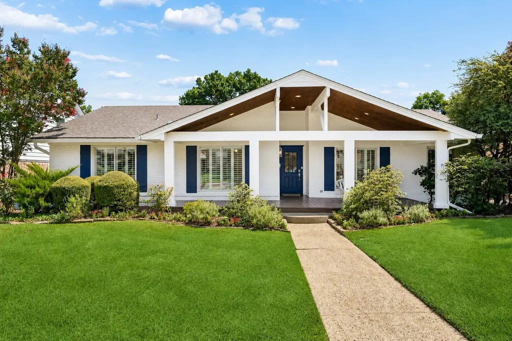 9946 Vistadale Drive Dallas TX 75238