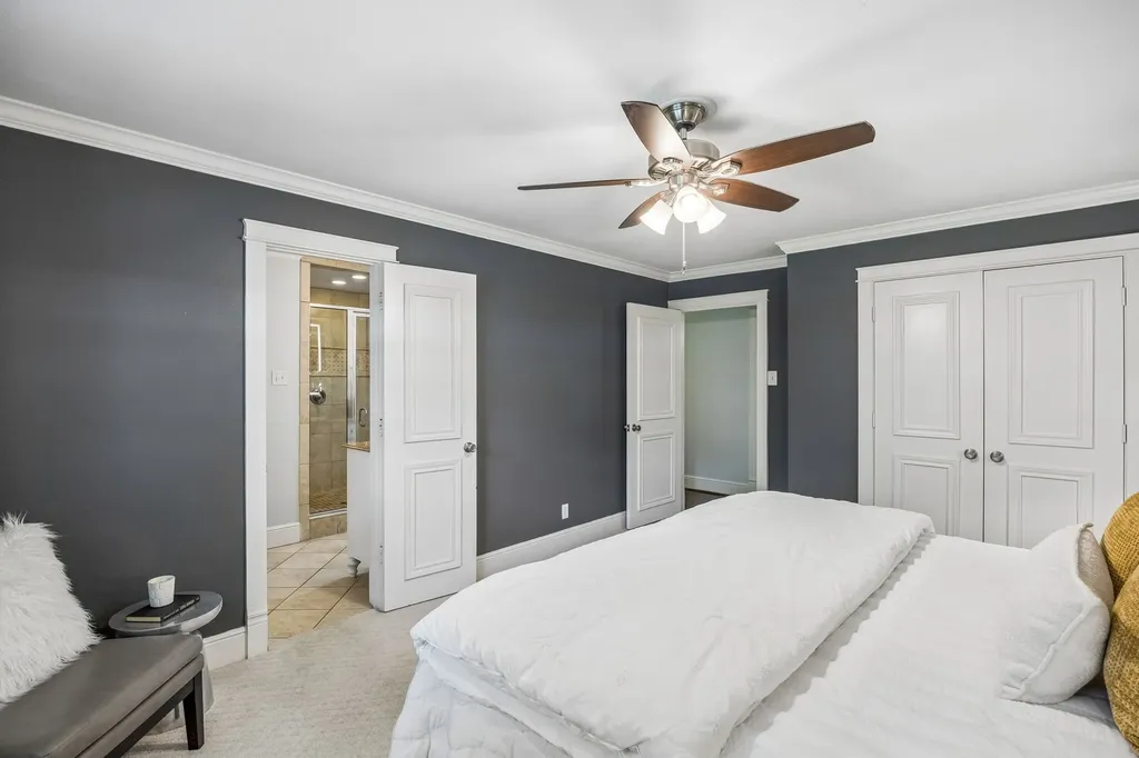 9946 Vistadale Drive Dallas TX 75238