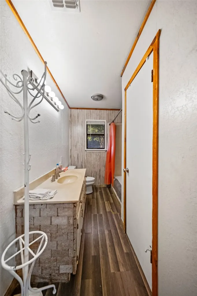 720 E Marshall Avenue Cooper TX 75432