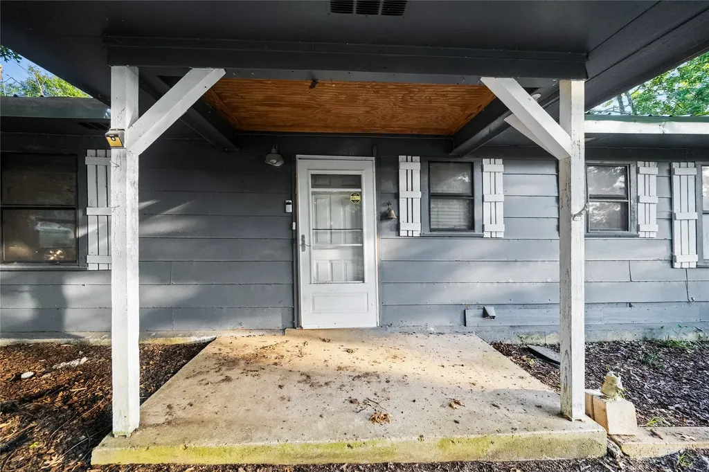 720 E Marshall Avenue Cooper TX 75432