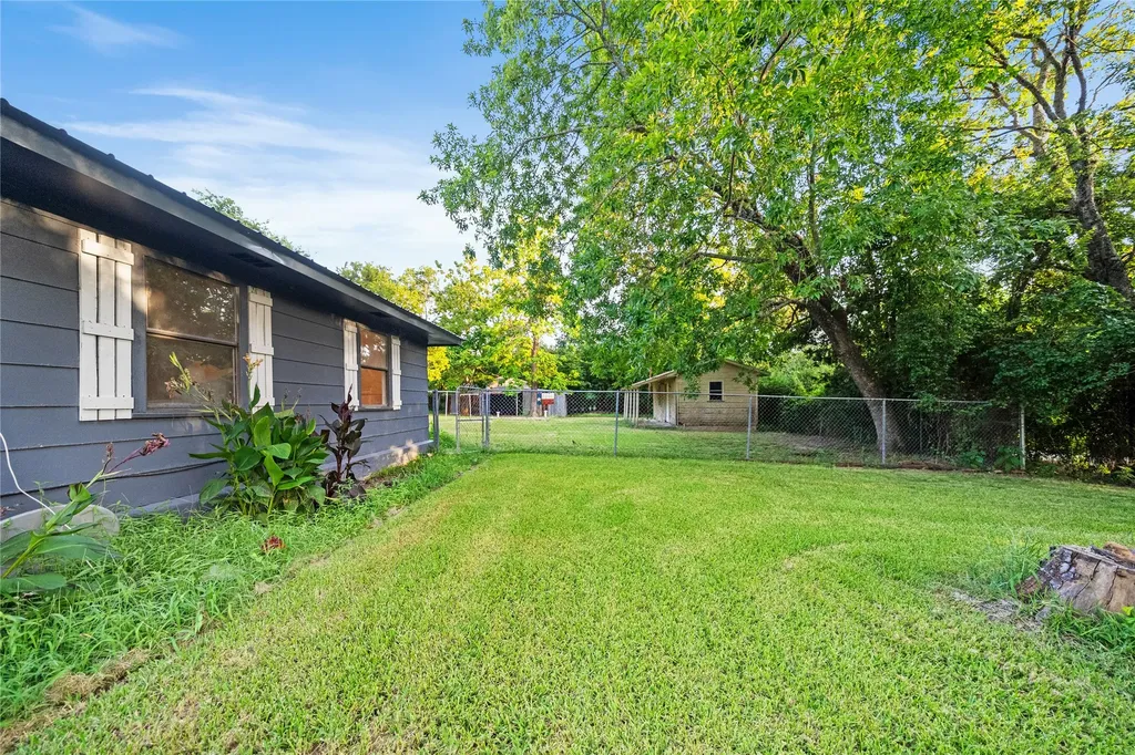 720 E Marshall Avenue Cooper TX 75432
