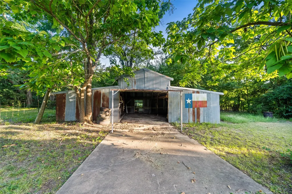 720 E Marshall Avenue Cooper TX 75432