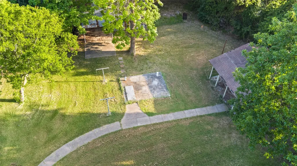 720 E Marshall Avenue Cooper TX 75432