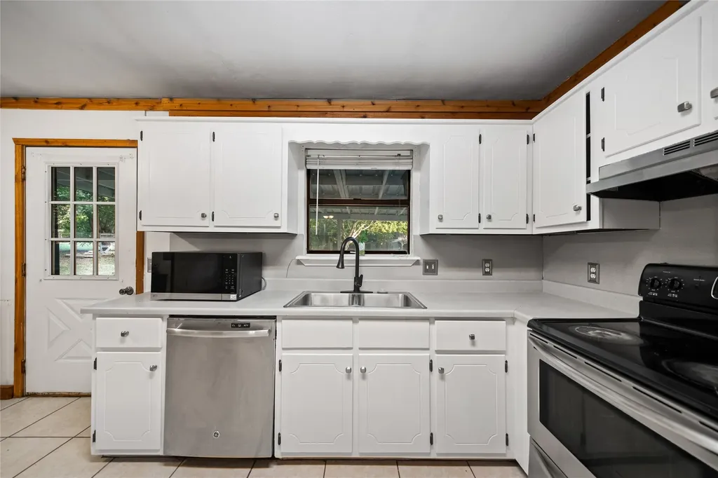 720 E Marshall Avenue Cooper TX 75432