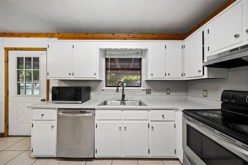 720 E Marshall Avenue Cooper TX 75432