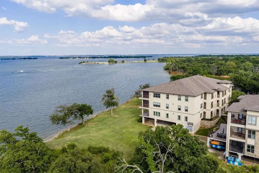 500 Waters Edge Drive Lake Dallas TX 75065