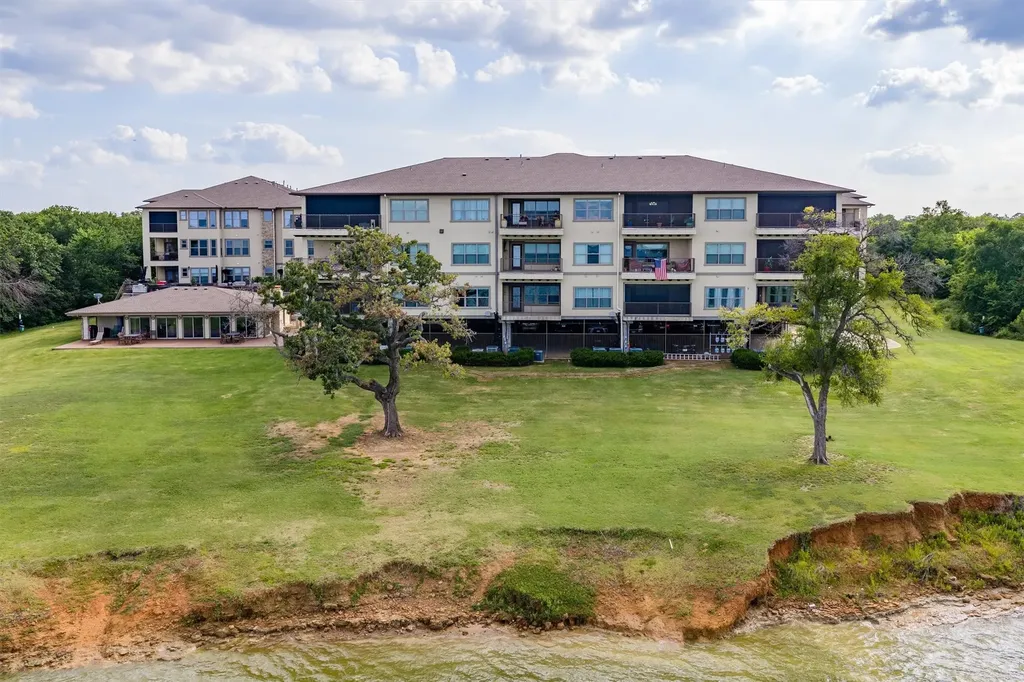 500 Waters Edge Drive Lake Dallas TX 75065