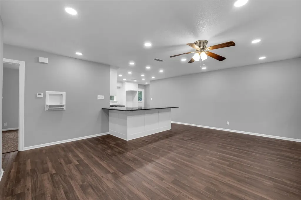 1000 N 61st Street Waco TX 76710