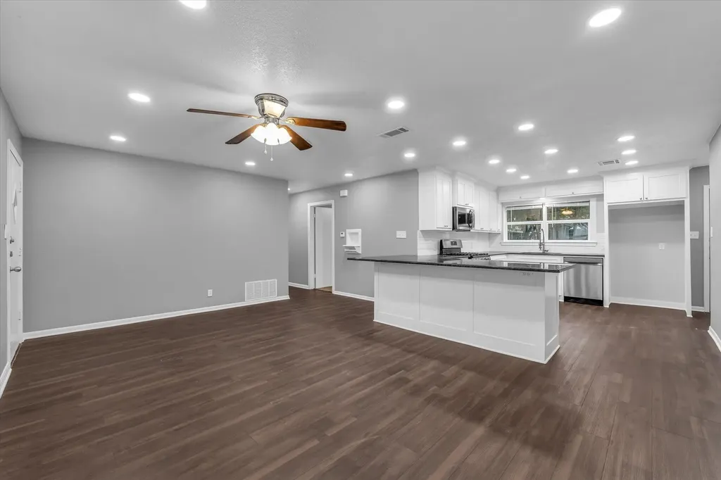 1000 N 61st Street Waco TX 76710