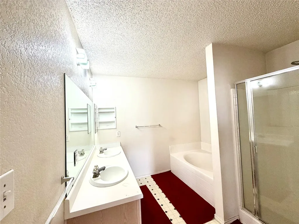 1257 Regal Drive Garland TX 75040