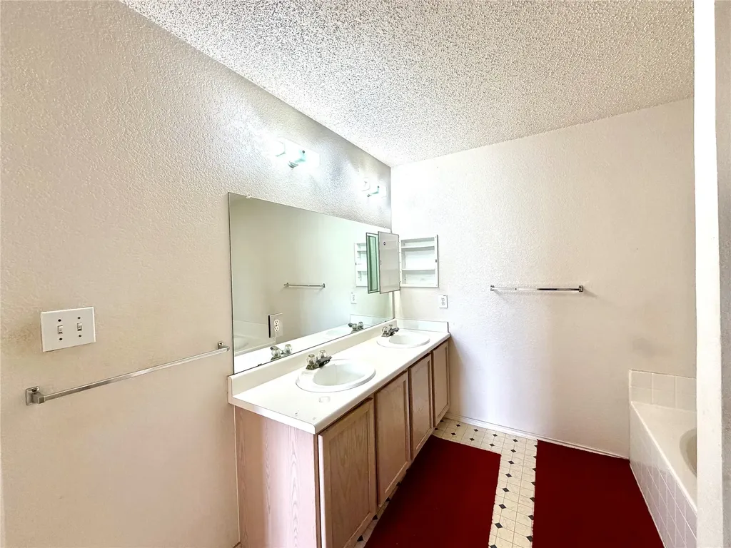 1257 Regal Drive Garland TX 75040