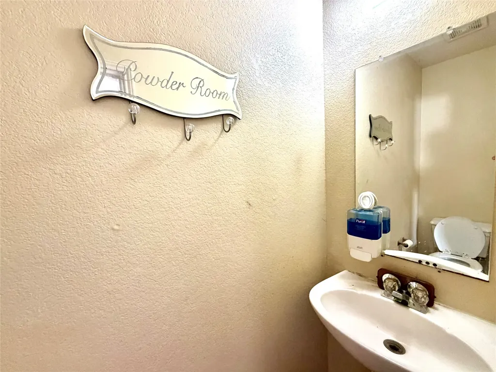 1257 Regal Drive Garland TX 75040