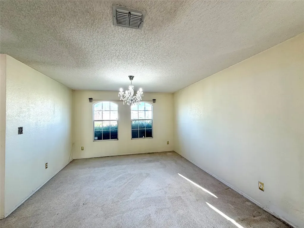 1257 Regal Drive Garland TX 75040