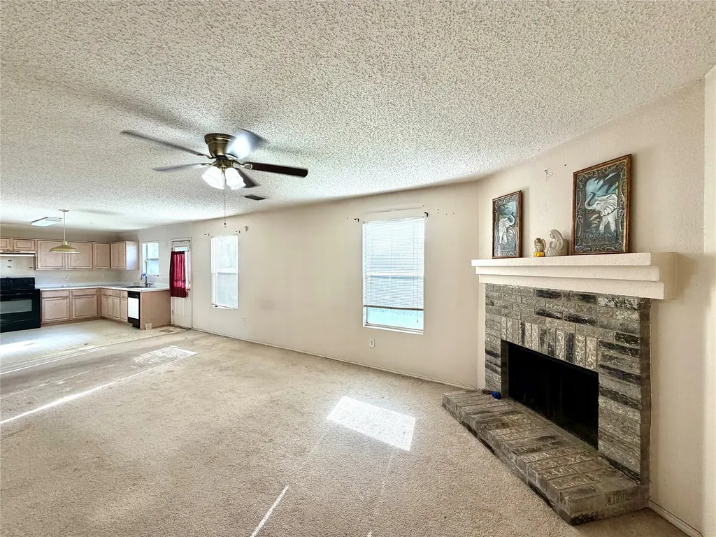 1257 Regal Drive Garland TX 75040